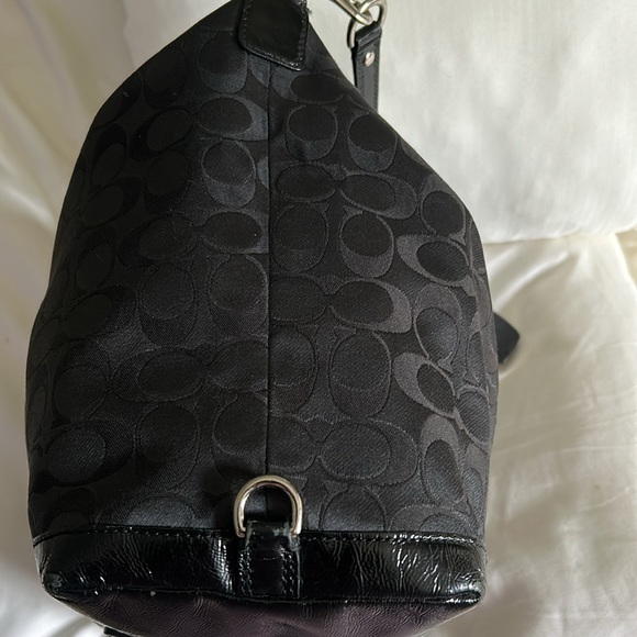 Large Coach Sachel/Shoulder Bag-Exc Condition - Picture 6 of 15